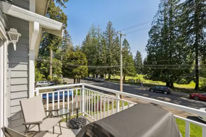 Breakfast Nook Photo of 1678 Dempsey Road, North Vancouver, BC