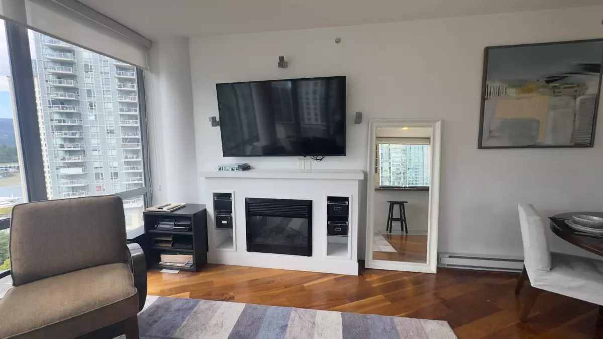 Living Room Photo of 1404 1228 W Hastings Street, Vancouver, BC