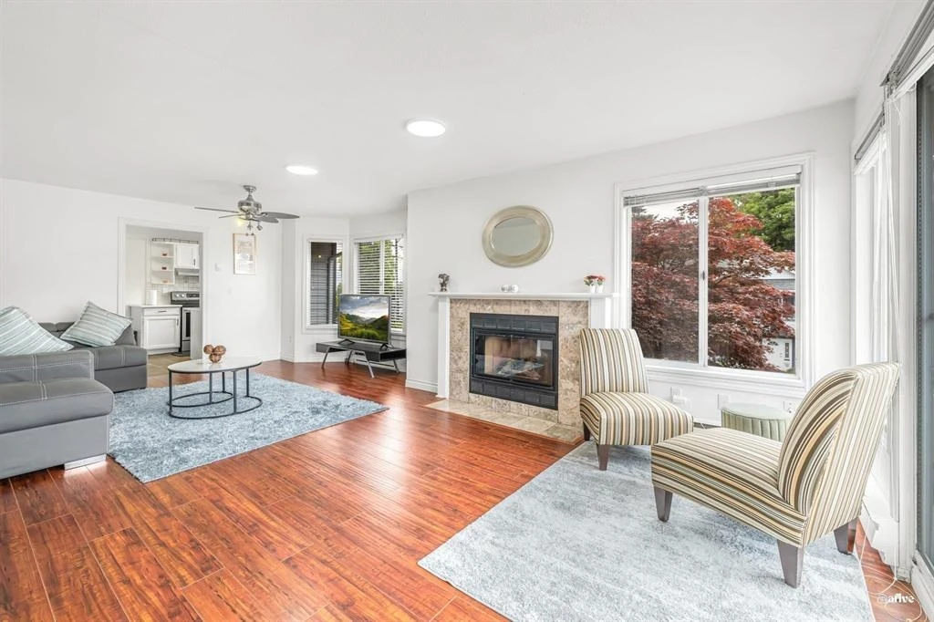 Dining Area Photo of 28 9261 122 Street, Surrey, BC