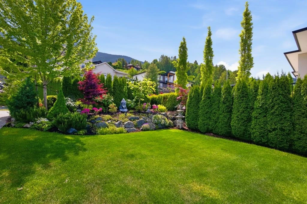 Family Room Photo of 7315 Mount Thurston Drive, Chilliwack, BC