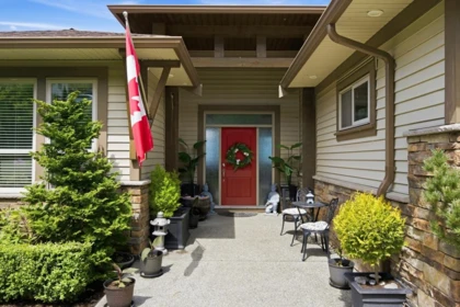 7315 Mount Thurston Drive, Chilliwack, BC, Chilliwack — Single Family Residence for sale