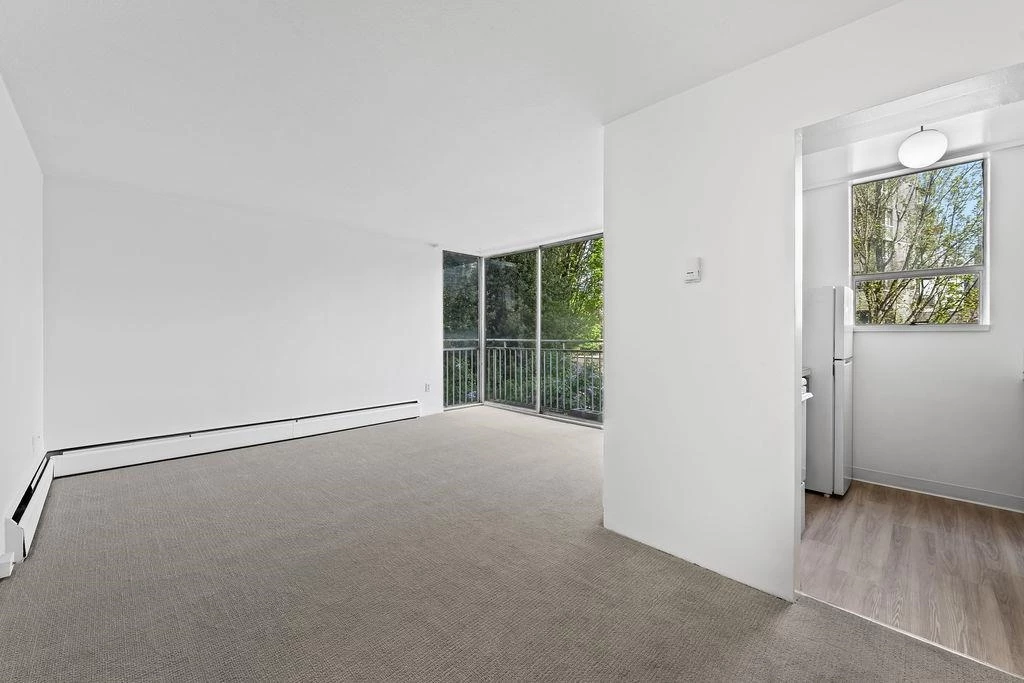 Family Room Photo of 203 1250 Burnaby Street, Vancouver, BC