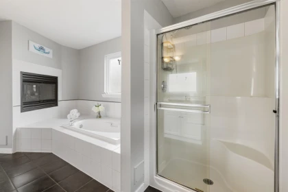 Hallway Photo of 18857 70a Avenue, Surrey, BC
