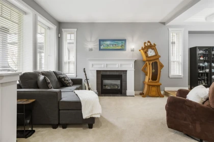 Kitchen Photo of 18857 70a Avenue, Surrey, BC