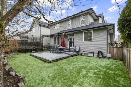18857 70a Avenue, Surrey, BC, Surrey — Single Family Residence for sale