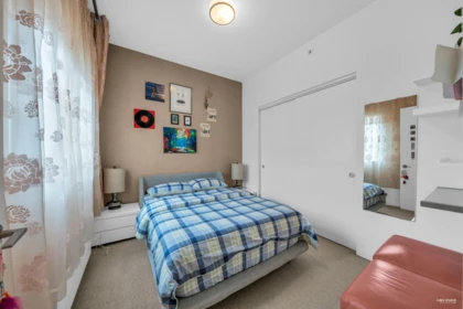 Hallway Photo of 712 5955 Birney Avenue, Vancouver, BC
