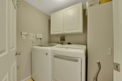 Entry Foyer Photo of 217 7435 121a Street, Surrey, BC
