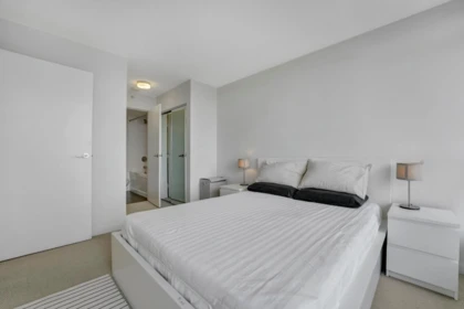 Office / Den Photo of 1808 13325 102a Avenue, Surrey, BC