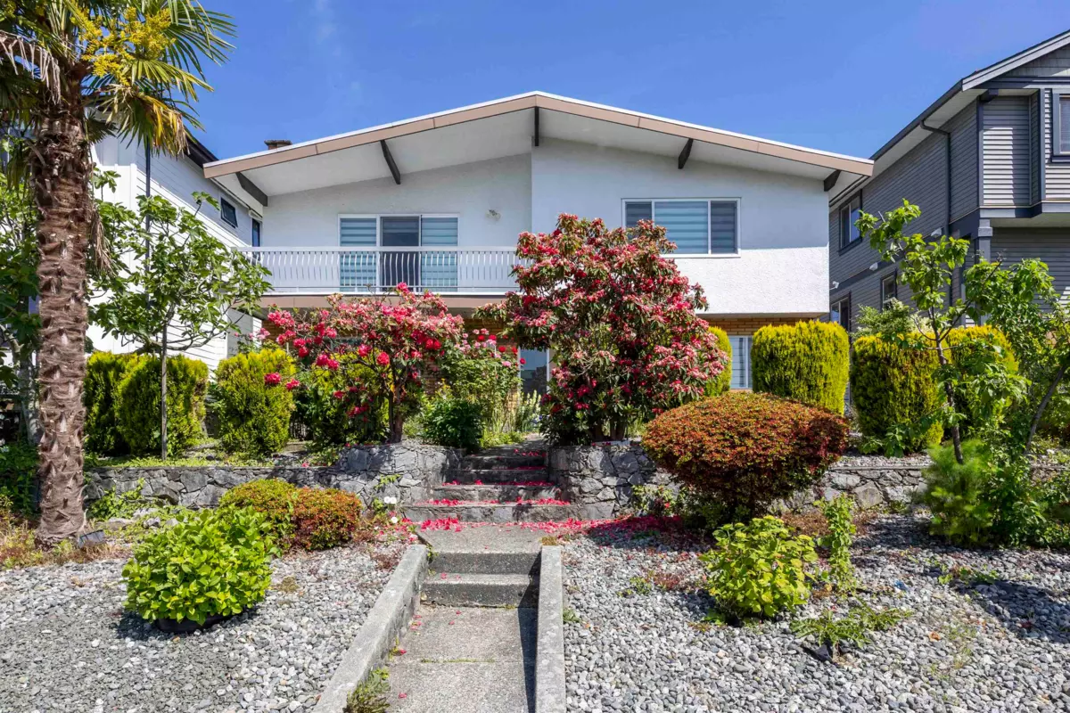 Exterior Rear Photo of 3881 Napier Street, Burnaby, BC