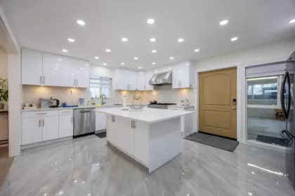 3881 Napier Street, Burnaby, BC, Burnaby — Single Family Residence for sale