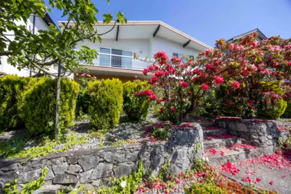 3881 Napier Street, Burnaby, BC, Burnaby — Single Family Residence for sale