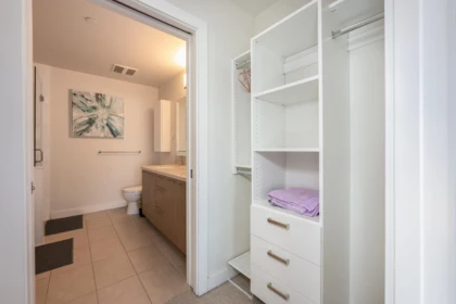 Primary Bathroom Photo of 127 5311 Cedarbridge Way, Richmond, BC