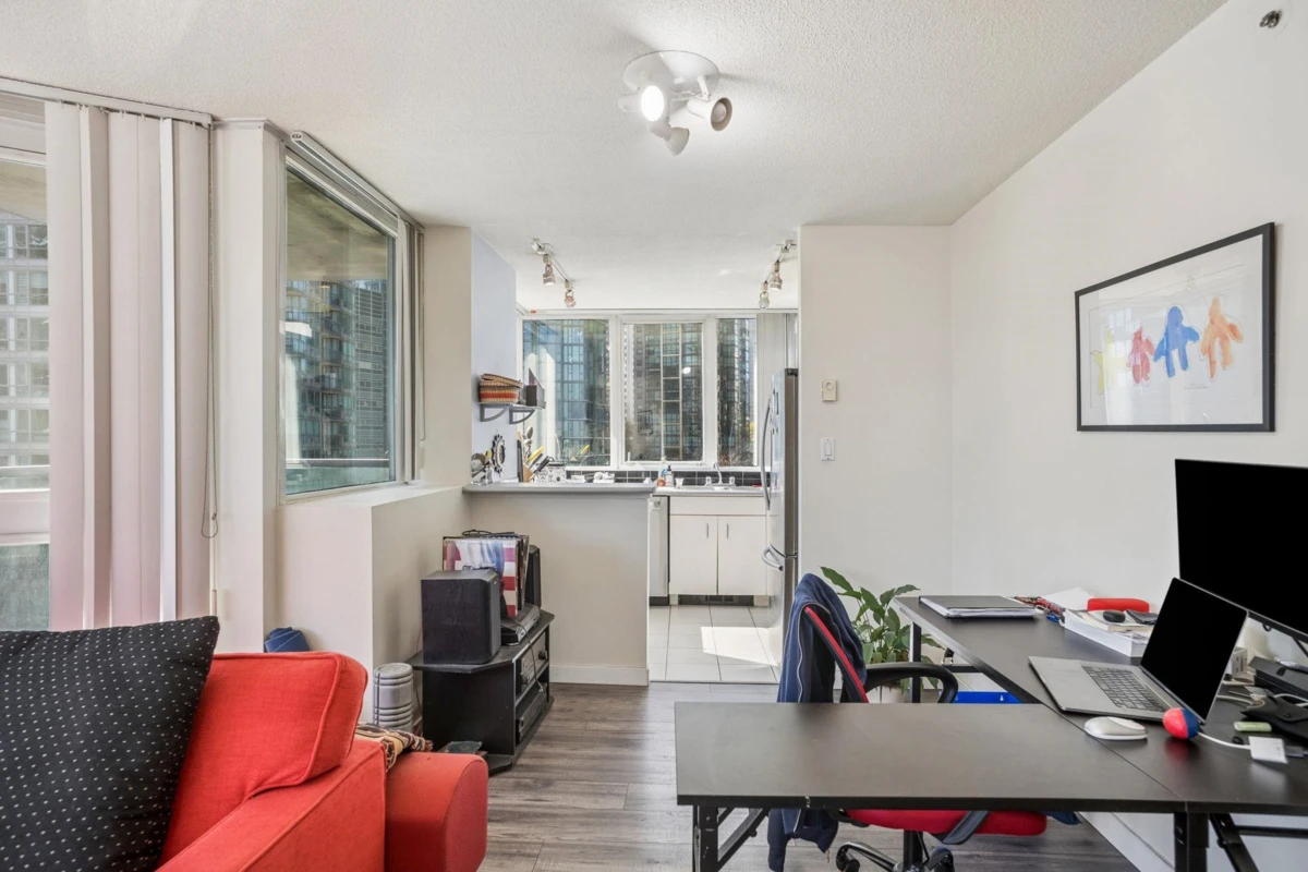 Exterior Rear Photo of 906 588 Broughton Street, Vancouver, BC