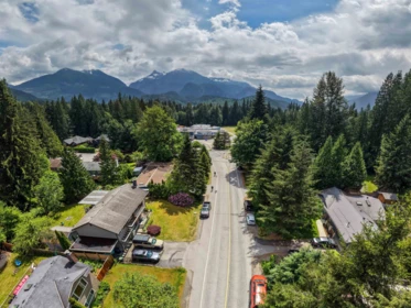 Front Yard Photo of 40524 N Highlands Way, Squamish, BC