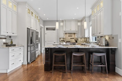 Kitchen Island Photo of 9705 Verchere Street, Mission, BC