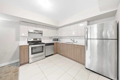 Basement Recreation Room Photo of 420 10688 140 Street, Surrey, BC