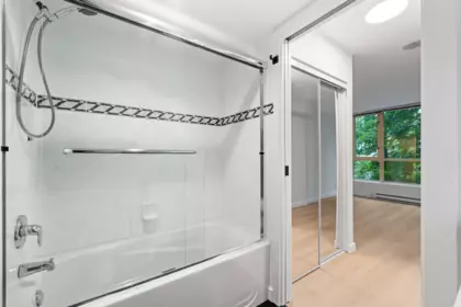 Basement Recreation Room Photo of 305 1328 W Pender Street, Vancouver, BC