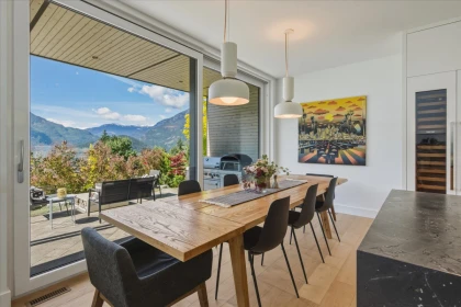 Breakfast Nook Photo of 1704 Sugarloaf Place, Pemberton, BC