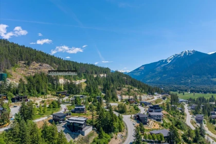Hot Tub / Spa Photo of 1704 Sugarloaf Place, Pemberton, BC