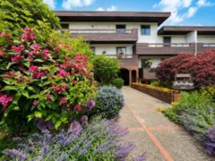 313 2025 W 2nd Avenue, Vancouver, BC