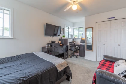 Hot Tub / Spa Photo of 6412 179 Street, Surrey, BC