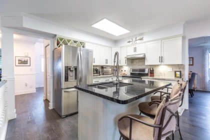 Kitchen Island Photo of 6412 179 Street, Surrey, BC