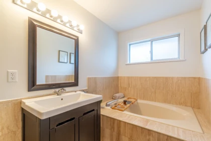 Swimming Pool Photo of 6412 179 Street, Surrey, BC