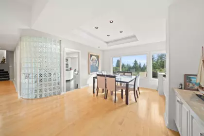 Powder Room Photo of 463 Ventura Crescent, North Vancouver, BC