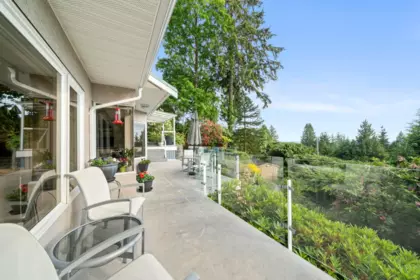 Staircase Photo of 463 Ventura Crescent, North Vancouver, BC
