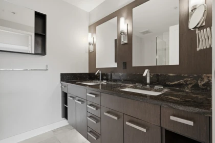 Mudroom Photo of 305 4570 Hastings Street, Burnaby, BC
