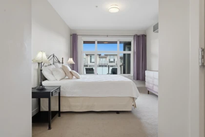 Office / Den Photo of 305 4570 Hastings Street, Burnaby, BC