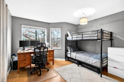 Basement Recreation Room Photo of 304 19236 Ford Road, Pitt Meadows, BC