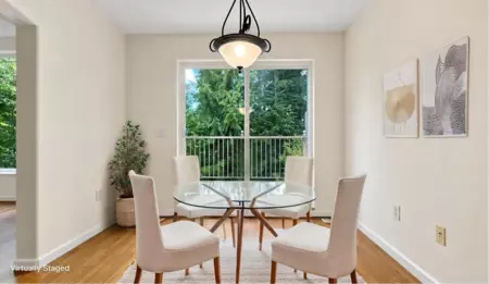 Breakfast Nook Photo of 35 2351 Parkway Boulevard, Coquitlam, BC
