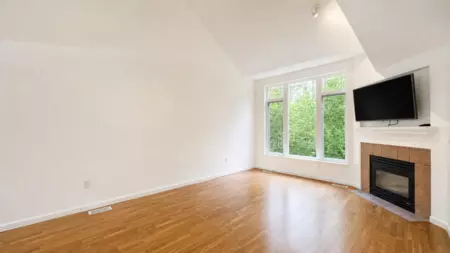 35 2351 Parkway Boulevard, Coquitlam, BC, Coquitlam — Townhouse for sale