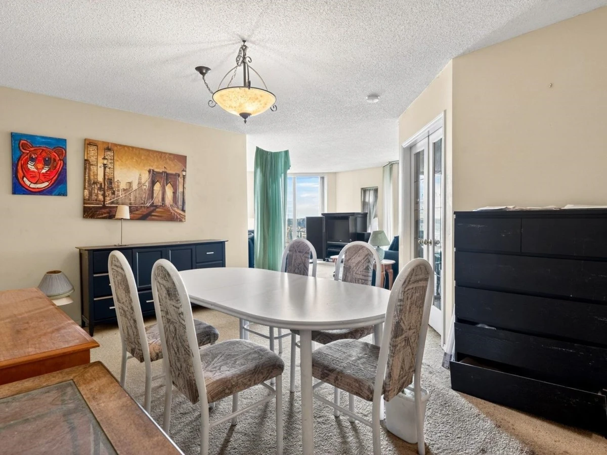 Family Room Photo of 1503 1135 Quayside Drive, New Westminster, BC