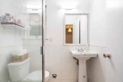 Powder Room Photo of 8250 112 Street, Delta, BC