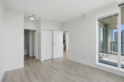 Hallway Photo of 2805 2980 Atlantic Avenue, Coquitlam, BC