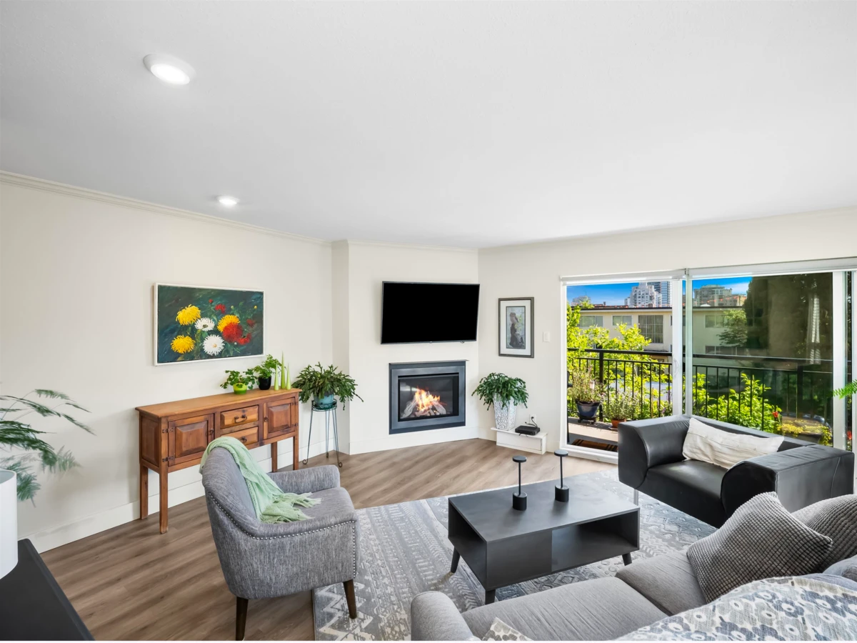 Family Room Photo of 202 134 W 20th Street, North Vancouver, BC
