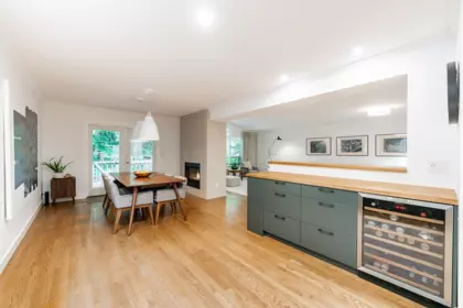 Breakfast Nook Photo of 18 Deerwood Place, Port Moody, BC