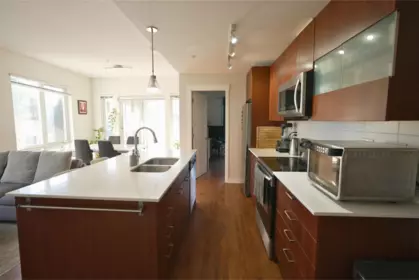 Breakfast Nook Photo of 204 13339 102A AVENUE AVENUE, Surrey BC V3T 0C5