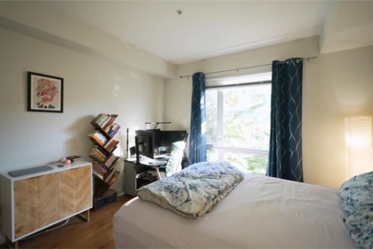 Guest Bathroom Photo of 204 13339 102a Avenue Avenue, Surrey, BC