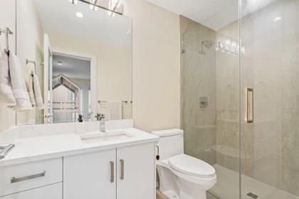 Laundry Room Photo of 14857 Buena Vista Avenue, White Rock, BC