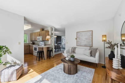 Guest Bathroom Photo of 2 14227 18a Avenue, Surrey, BC