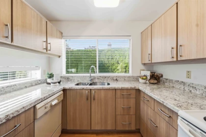 Loft / Bonus Room Photo of 2 14227 18a Avenue, Surrey, BC
