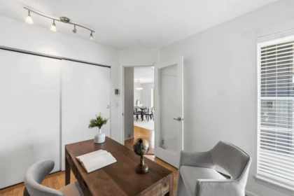 Walk-In Closet Photo of 2 14227 18a Avenue, Surrey, BC