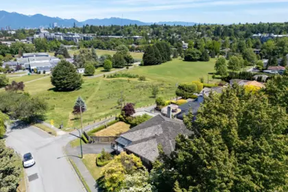 Backyard Photo of 2291 W 32nd Avenue, Vancouver, BC