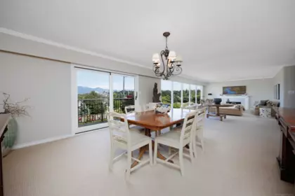Breakfast Nook Photo of 2291 W 32nd Avenue, Vancouver, BC