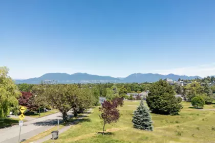 2291 W 32nd Avenue, Vancouver, BC, Vancouver — Single Family Residence for sale