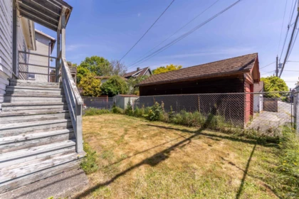 Hallway Photo of 824 Semlin Drive, Vancouver, BC