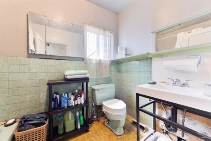 Loft / Bonus Room Photo of 824 Semlin Drive, Vancouver, BC